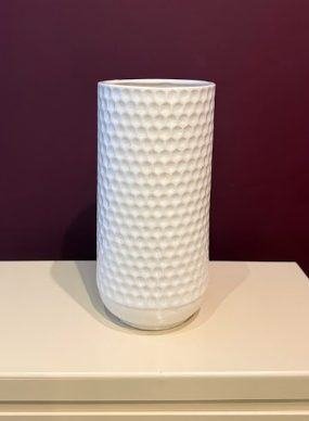 Vaso de porcelana branco texturizado
